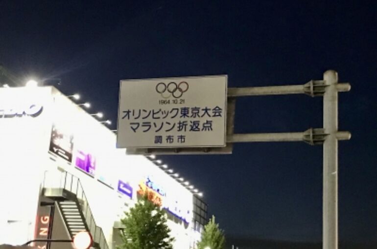 972DB853-F0D4-4C7E-879A-0C1D0D9B8289